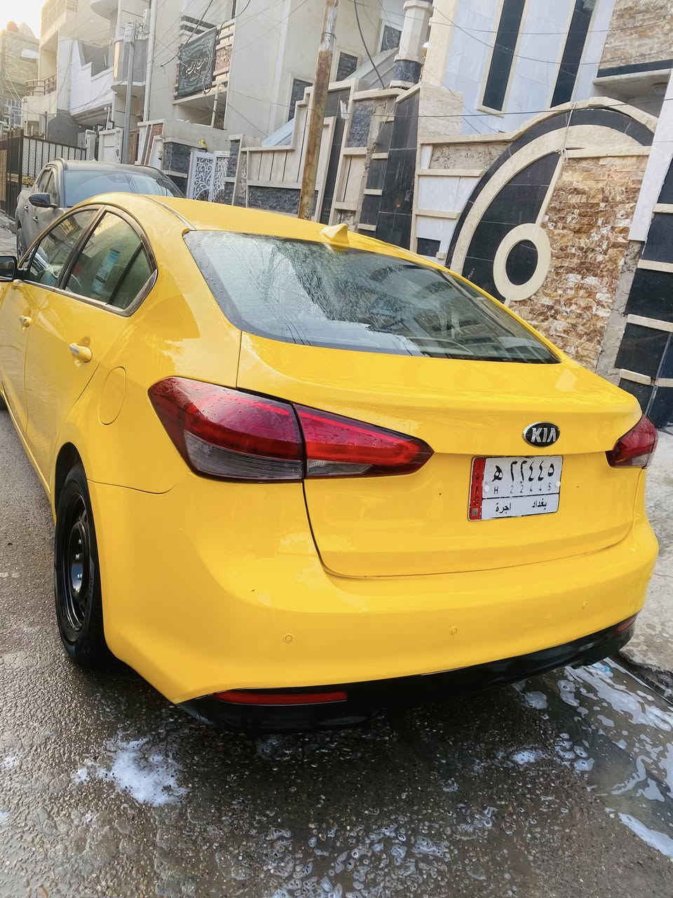 السلام عليكم كيا فوتي موديل 2017 وارد امريكي   🇺🇸
محرك 1800 دوش 
سياره فول ما عده فتحه قماره 
تايرات + صدر جديد سياره مكفوله 
منضومه لايتات زنون 
سعر 117$ وبيه مجال الطيبين 
العنوان بغداد بلديات 
***********
