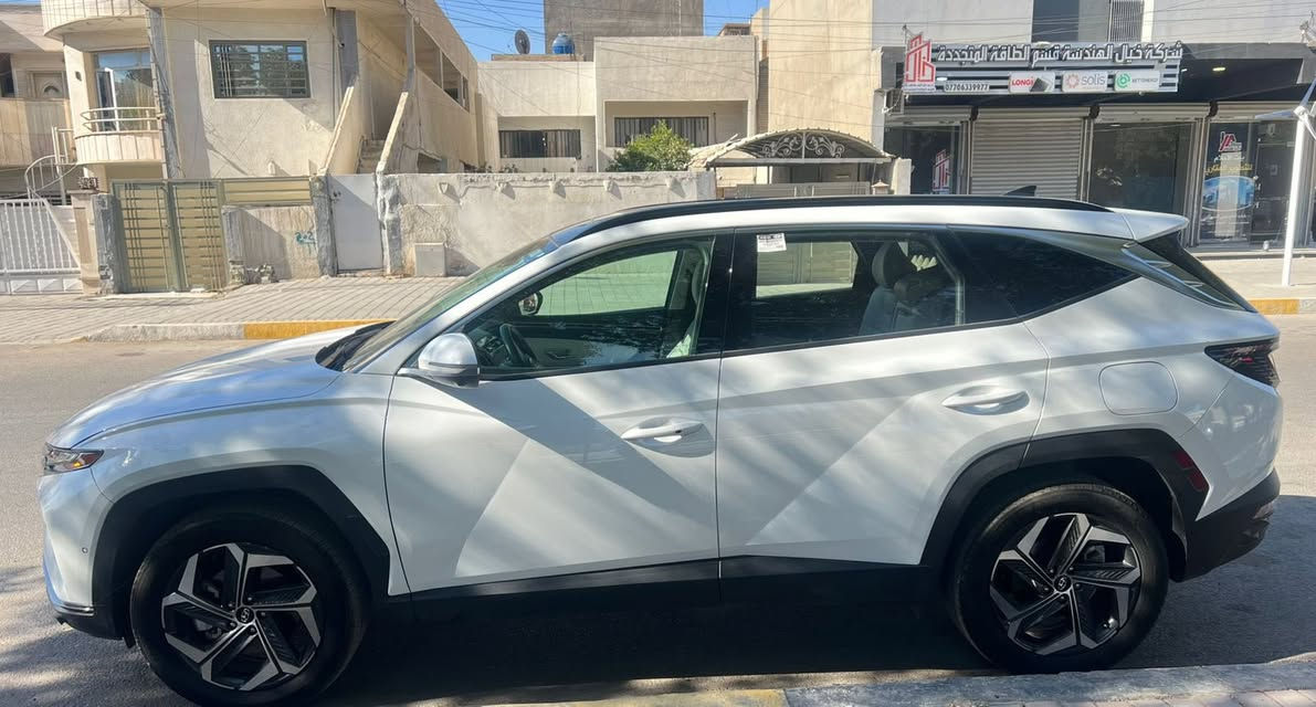 السلام عليكم للبيع توسان هايبر بانزين 
بدون ((((قطره صبغ))))
السياره استيراد خاص. 
مرقم جاهز لون ابيض كلش حلو مميز 🌏 
اعلى فئة توسان
موديل 2024 امريكي
‎مواصفات سياره كلش هواي ومتخلص
U0.

‎خزن ميموري للكشنات
مري قلاب عنده الرجوع 
بصمه تشغيل
بصمة أبواب لمس دخول ذكي بنوراما على طول السيارة
صندوق كهرباء شفط
كامرات 360 درجة
( جانبية - أمامية - خلفية )
كامرات مع الأشارة
تبريد  وتدفئة بالكشنات كشنات أمامية وتدفئة بالكشنات الخلفية رادرات وسياقة ذاتية
الكشنات الأمامية كهرباء
أضواء محيطية متعدد
شنات خلفية هيتر
مرايات تعتيم ذاتي
أبل كار بلي
أندرويد أوتو
شاشة دجيتل 3 أشكال للقيادة
أشاير ترحيب
أضواء أمامية LED زنون
أضواء خلفية LED
نظام سماعات BOOSكلش عالي
فول أوامر صوتية
جامات أوتو
قطعتين تبريد 
إشارات ب المري
شفتات ستيرن
نحكمات ستيرن
هاند بريك بصمة
شحن واير ليس
منافذ شحن
أوتو هولد
تشغيل عن بعد السيارة أوتو بارك
حساسات أمامية
حساسات خلفية
كير ٣ أنظمة أيكو وسبورت ونورمل
رادار أمامي
رادار خلفي
رادار جانبي
نقطة عمياء
وبعد بيه كلش هواي مواصفات حادث (كلين بدون صبغ فقط بارد شويه) تعال افحص وين ما تريد 
السعر: 227 اتصل ودلل ***********
