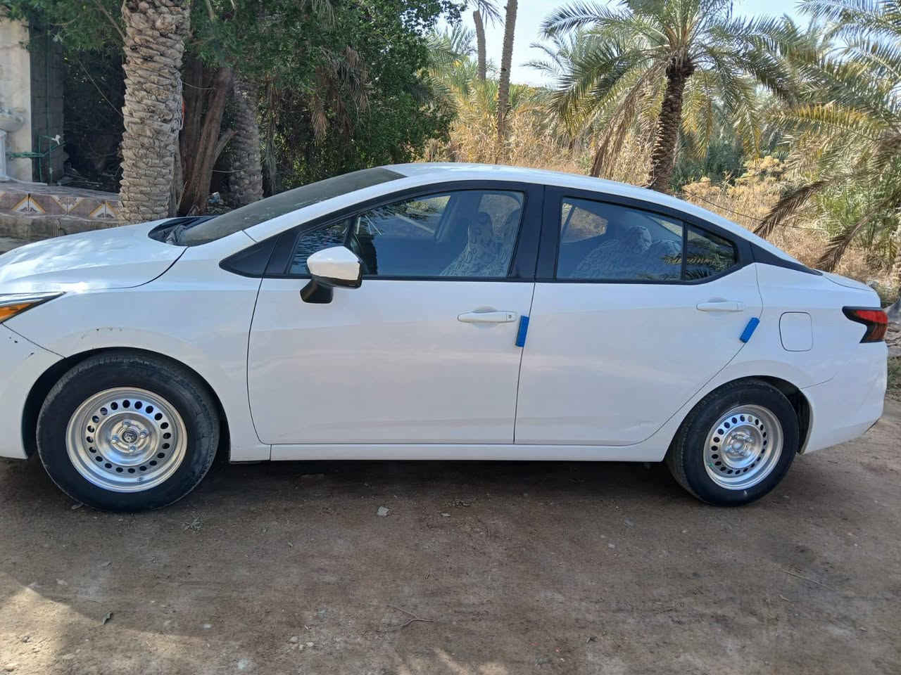 نيسان صني مكسيكي خليجي موديل 2022 بيه جاملغ وبنيد بدون دواخل سياره نضيفه رقم ذي قار معوقين مكانه بالبصره ابي الخصيب سعره 120 انا مكلف بالنشر هذا رقم راعيه  ‏
‪0772 804 7145‬‏
