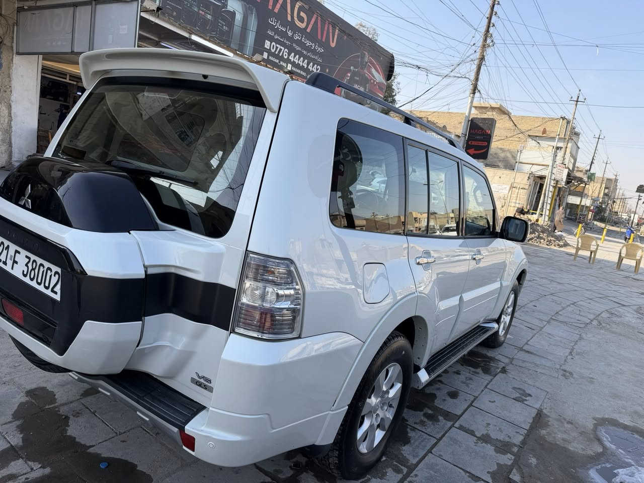 السلام عليكم باجيرو موديل ٢٠١٦ مكفوله كفاله عامه فول السياره فتحه دمام كشنات جلد تحكم ستيرن مري شفط ليت زنون السياره مال بيت  ماشيه ١٣٧ ألف  السعر ١٨٠ ورقه لاتصال على الرقم ***********. مكاني بغداد
