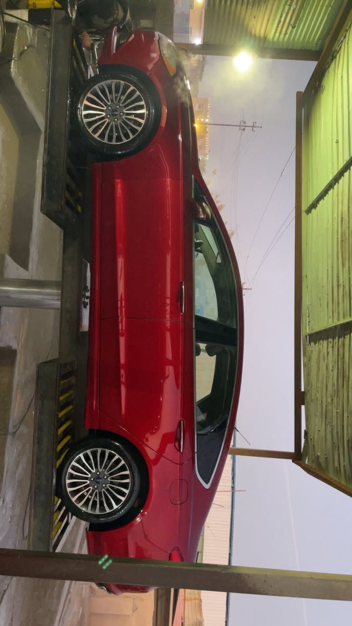 فورد فيوجن موديل ١٧ فول مواصفات فتحة سقف كشن جلد هيتر تدفئه تبريد كشن كهربائي رقم اربيل بأسمي السياره جاهزه من كلشي تحكم ستيرن شاشة كامره محرك ٢٠٠٠ تيربو السياره ماتصرف عليها كلشي التراي مالها ٢٠٠ شرط كير محرك شرط بيها ٣ قطع جاملغين وبنيد السياره مكفوله كهربائيات حماوه صرف بانزين كله بشرط عنوان السياره تكريت السعر ١١٠ وبيها مجال بسيط ***********
