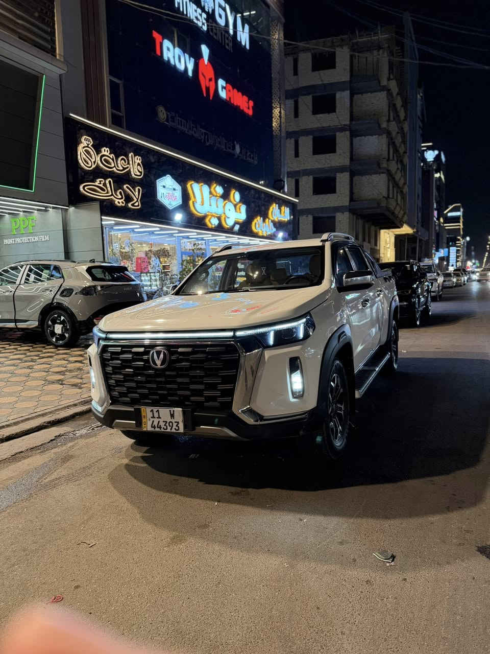 السلام عليكم
بيكم شانجان 2025 
السيارا جديده متصرف عليه ربع دينار 
ممشه السيارا 100 الف 
السيارا بعدهي علا وضه الشركه 
الكشنات مدوشمه 
تاير جديده 
5 راكب 
بديهة جبير 
بيع مستعجل معروضه ب28 مجال بصيط 
*********** 
مكان السيارا لاعضميه
