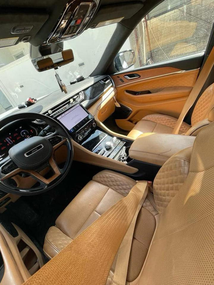 جيب كراند شيروكي للبيع أو امراوس
موديل 2023
مواصفات سومنت
5 راكب
6 سلندر
فول مواصفات
ماشي 12
وارد أمريكي 
صور الحادث بالمنشور
مكان السياره ديالى 
السعر مناسب جداً  بالنسبة للسومنت
*********** غير متواجد ع الفيس
