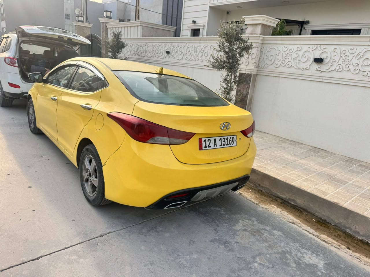 السلام عليكم
هونداي النتره كوري موديل 2012
كابون بانزين 
هزة+سنويه جديده شرط التحويل
هيئه مصفره
كير تومتيك+ عادي شرط
مكينه 18 دوش قبل شهر ونص بدلتها 
بطاريه جديده
خمسه ويل كب
داخل مغلف جديد
شاشه كبيرة +كاميره
بدون ضرر فقط تلكيط معجون مال الصبغ
السعر 105 وبيها مجال 

للتواصل *********** او على واتساب
‏‪0750 349 6972‬‏
