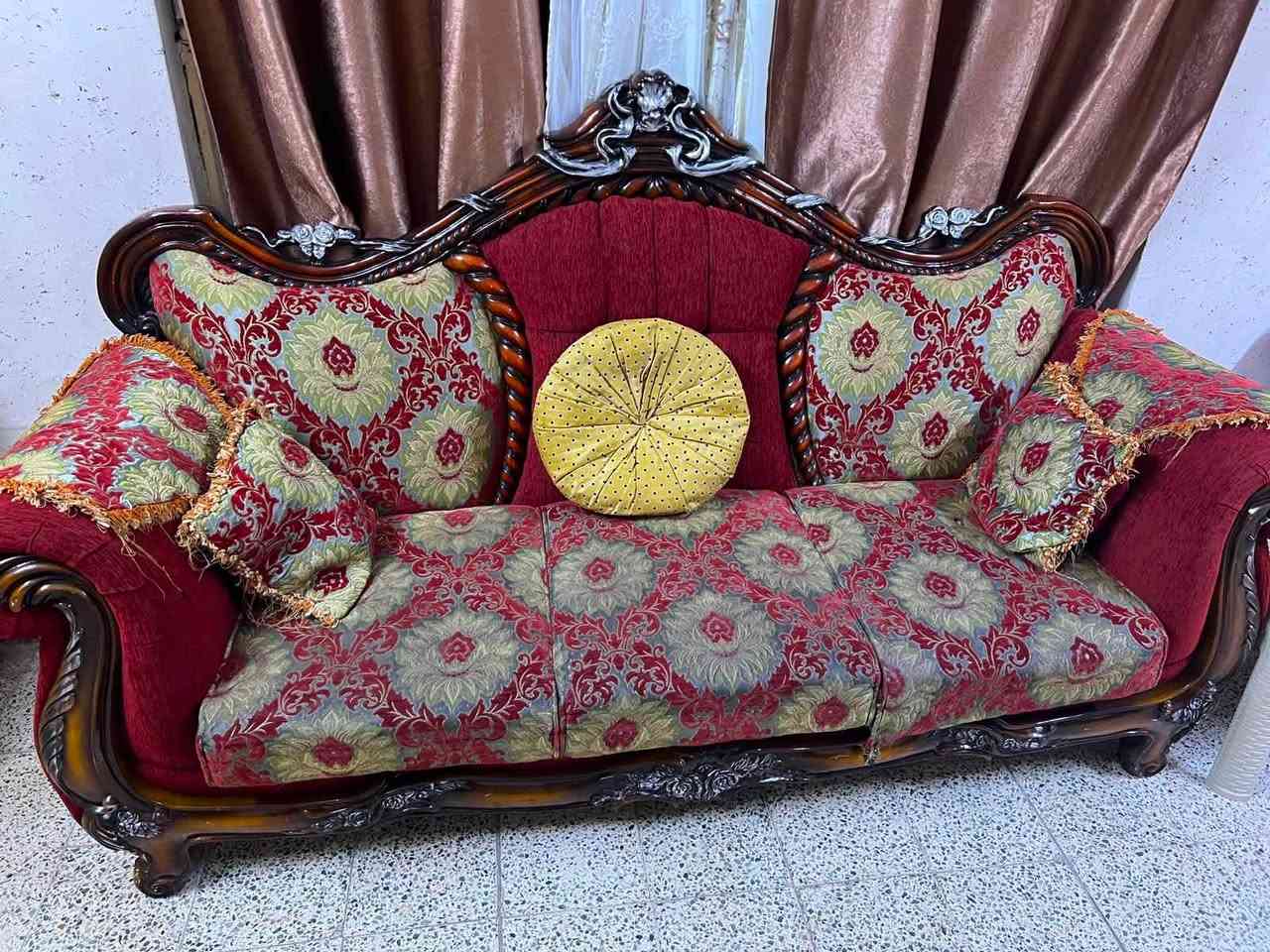 السلام عليكم 
تخم 10 مقاعد حطاطه نوعيه ثكيله 
نقص رجلينات ثنين موضحه بالصور 
سعره 430 مكاني الفلوجه


**إذا كنت صاحب هذا الإعلان وتريد حذفه لأي سبب، رجاءا أرسل رسالة إلى الدعم الفني**