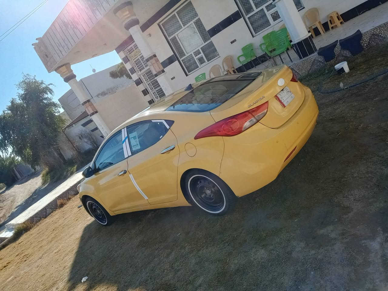 سلام عليكم النترا وارد امريكي حادثه باب 
موديل 2013 
موصفات نص فول 
شاشه تحكمات جهتين 
محرك 2000
كير مكينه حداديه مكفوله 
رقم بغداد مصفره هيا وغرمات تحويل ثاني يوم 
سعر 93 وبيها مجال قليل 
مكانه كربلاء طوريج 
رقم ***********
