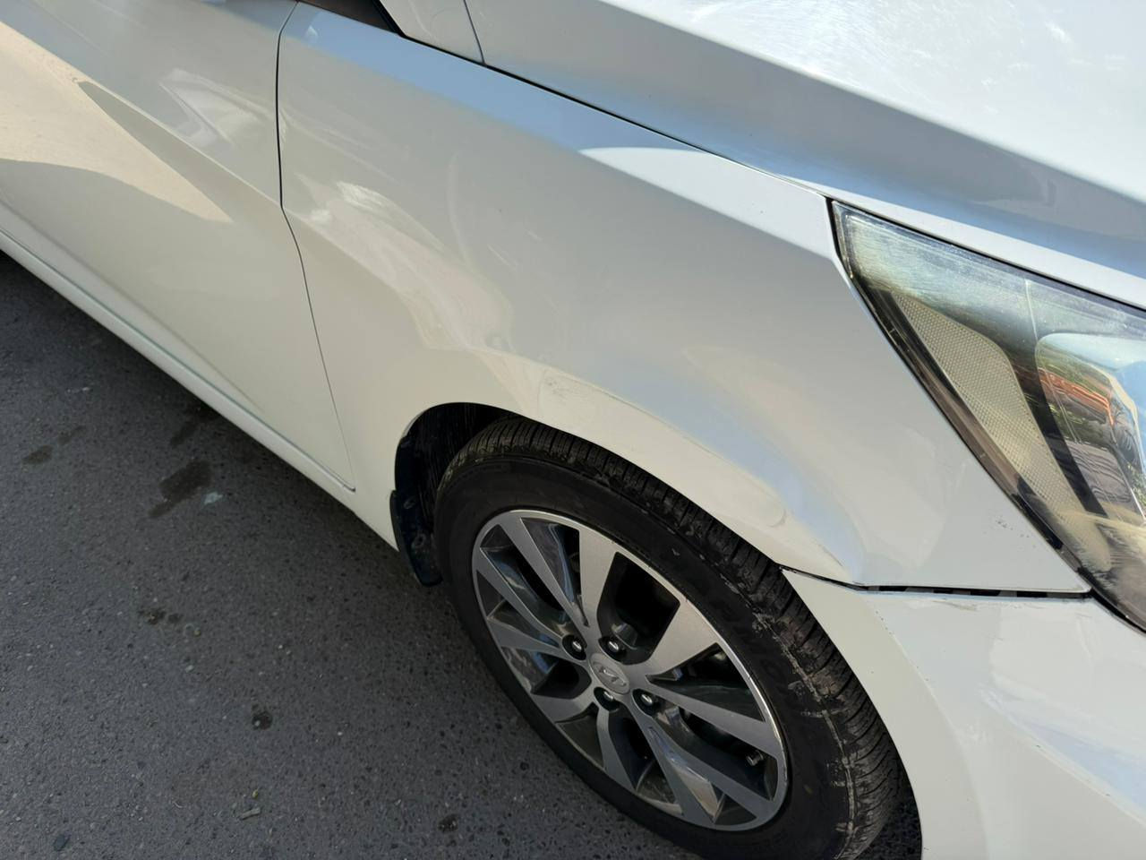 اكسنت  ٢٠١٥   خليجي مكفوله  من  الصبغ    فقط الدعاميات محرك ١٦٠٠   قطرتين  رقم بغداد  شرط التحويل  ماشيه ٨٧ الف (   بيه  طخه  موضحه بل صور  )  استعمال نسائي  وباقيه ممصلحه
سلايد  تحكم ستيرن  السعر  ١٠٥$  ورقه  مكان السياره  بغداد    الكرخ
***********
