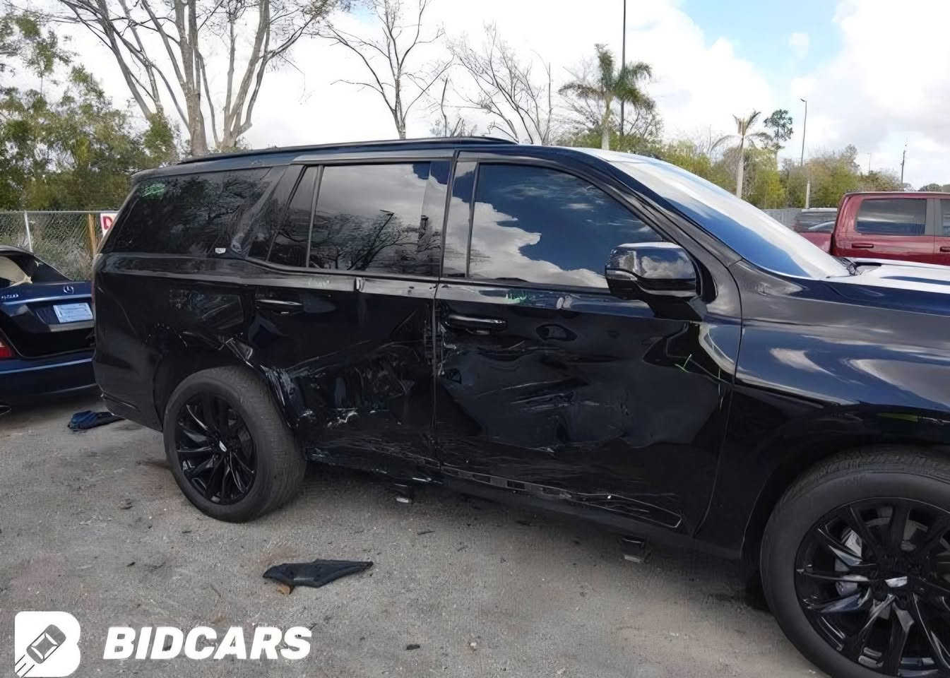 2024 Cadillac Escalade, Sport Platinum
بعد شهر تصل لاربیل، حادثها خفیف جدا، موجود في الصور

***********
