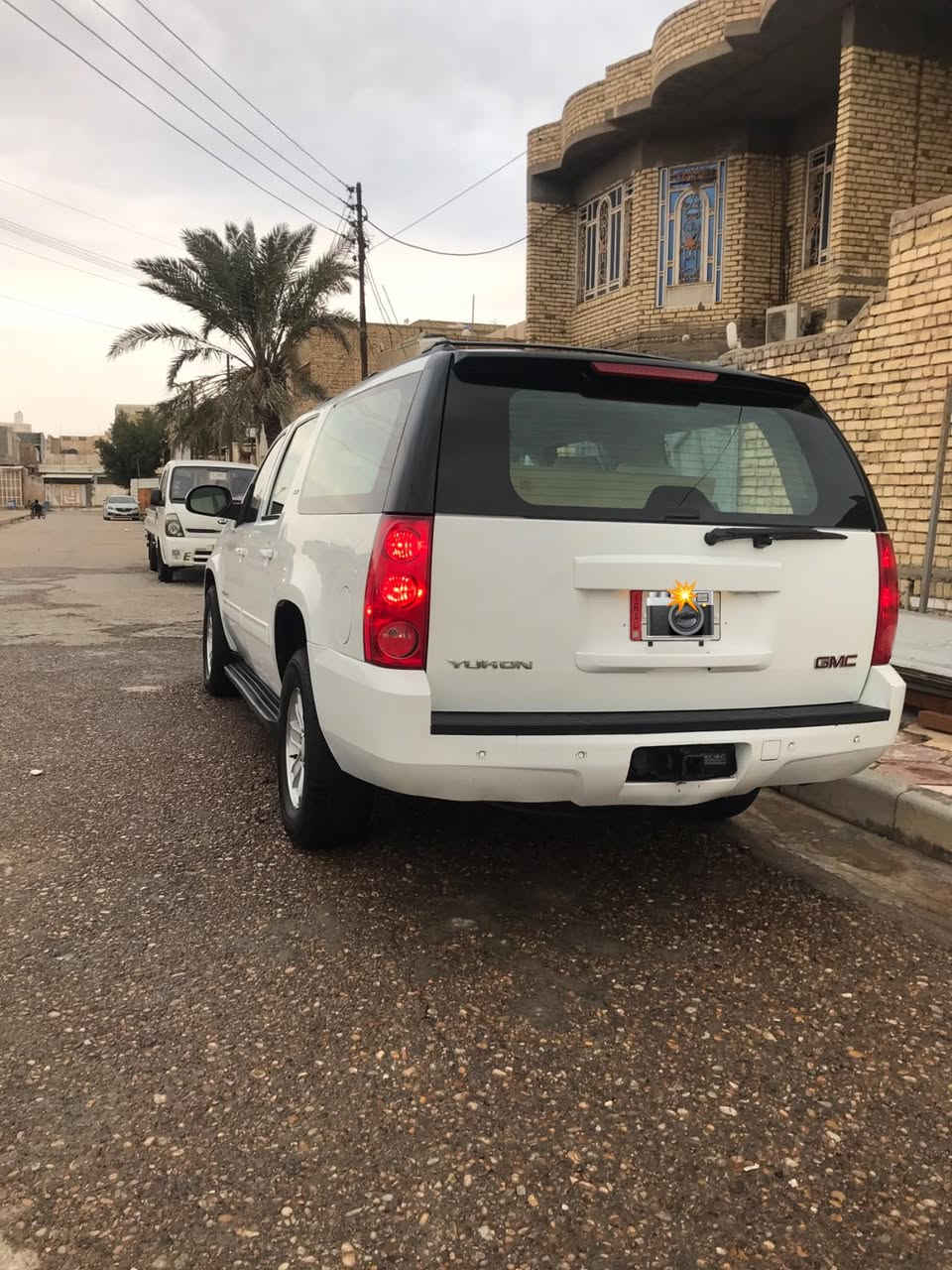 السلام عليكم جمسي يوكن SLT موديل2013 السياره كفاله تخم تاير حدايده دوشمه جديده السياره  جهازه على اخر حبايه خير من يم الله السياره اصوليه مامتواجد خاص للاستفسار ***********
