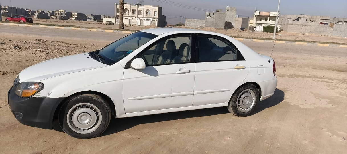 كيا سبكترا  2009
السلام عليكم 
 كيا اسبكترا 2009
كير عادي 
كما موضح بالصور 
سيارة جاهزة رقم كركوك انكليزي سنوية صالحة لل2030
السعر :٦٨ وبيها مجال بسيط
العنوان صلاح الدين
للاستفسار: ‏‪***********‬‏
