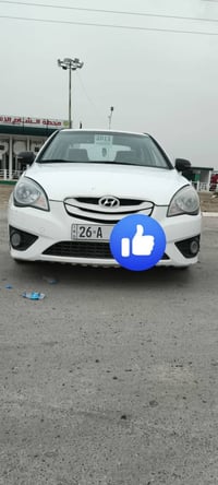 اكسنت للبيع موديل ٢٠١١ فول اتو ماتيك نص قطعه صبغ بيه مكانين بارد جاهزه...