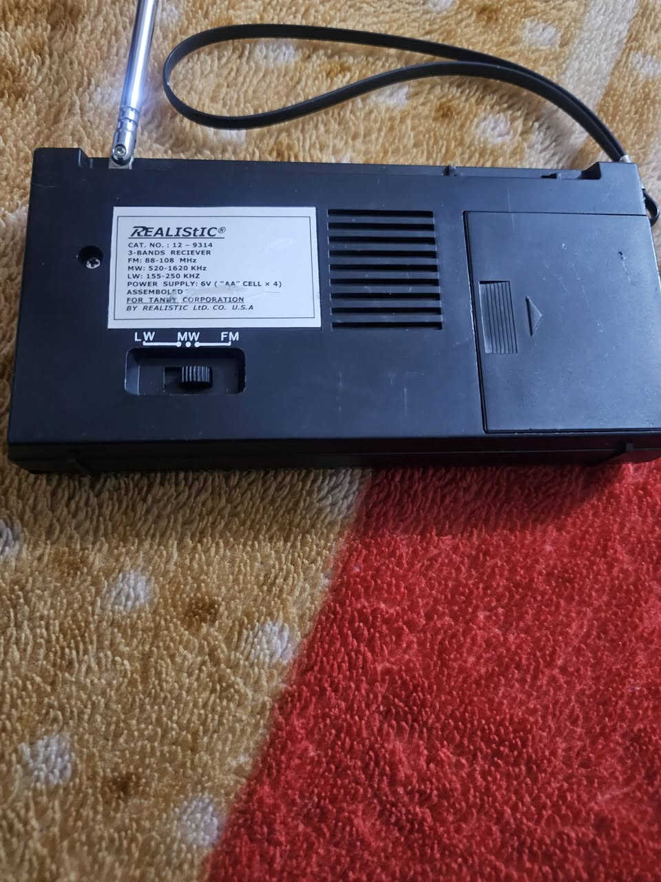 السلام عليكم
راديو realistic أمريكي 3موجات
3باتري قلم سحب جيد جدا ونظيف 
سعره ٣٥ الف مكاني بغداد الاعظمية


**إذا كنت صاحب هذا الإعلان وتريد حذفه لأي سبب، رجاءا أرسل رسالة إلى الدعم الفني**