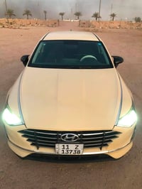 هيونداي سوناتا هايبرد • سوناتا هايبرد 2023 • سيارة تكسي دبي • سيارة مف...