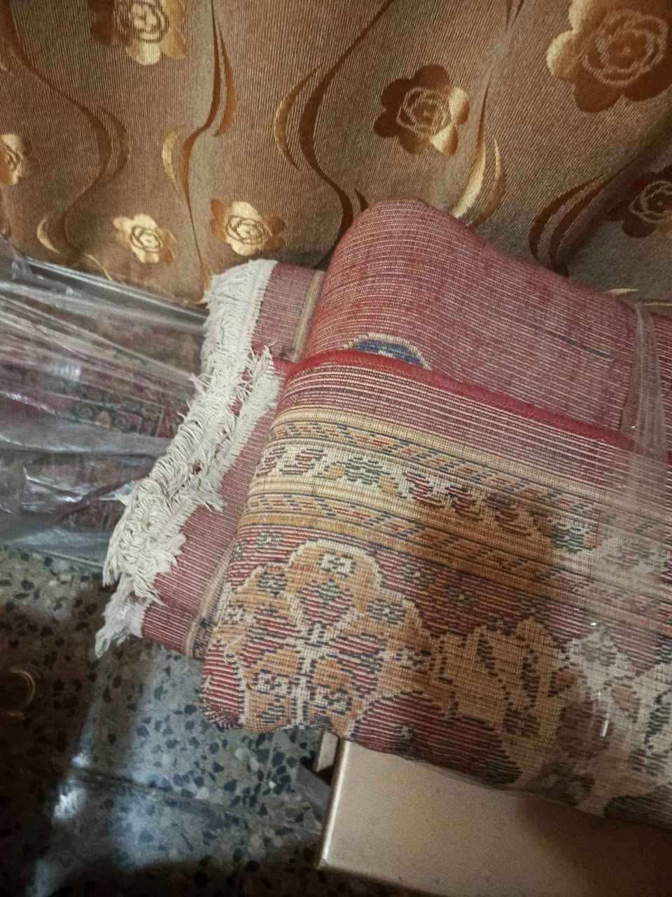 السلام عليكم اغراض للبيع اغراض للبيع في البياع الكرخ تواصل على الرقم بالواتساب ***********
