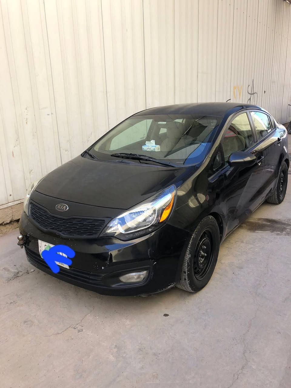 السلام عليكم للبيع كيا ريو موديل 2013 

سيارة معتني بيها وعلى ايدي مال بيت 

محرك 1600 GDi  تحكم ستيرن 

شاشه مسجل شاد جديد ضررها الجاملغ الامامي بصف
السايق ومبدل نفس اللون الأصلي 

تايرات مبدلهن قبل فترة نوع نكسن الأصلي 
 
رايدها 80 السيارة بأسمي التحويل ثاني يوم

العنوان بغداد  حي اور ال 600


**إذا كنت صاحب هذا الإعلان وتريد حذفه لأي سبب، رجاءا أرسل رسالة إلى الدعم الفني**