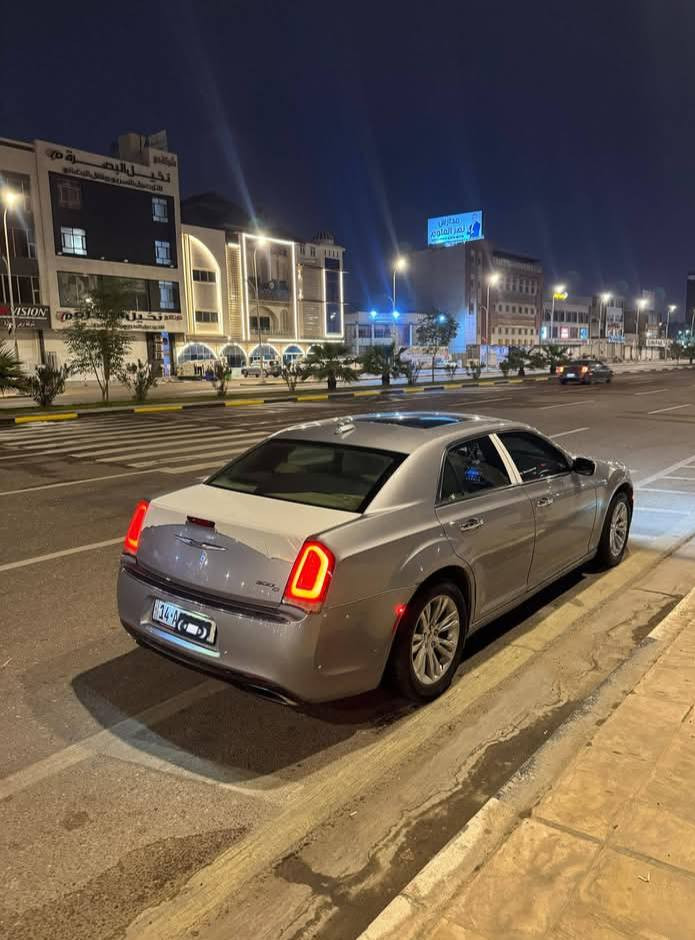 السلام عليكم اوبامه 16 فول موصفات C للبيع وارد كندي كفاله عامه رقم بصره تحويل ثاني يوم السعر 205وبيه مجال بسيط العنوان بصره رقم الهاتف ***********
