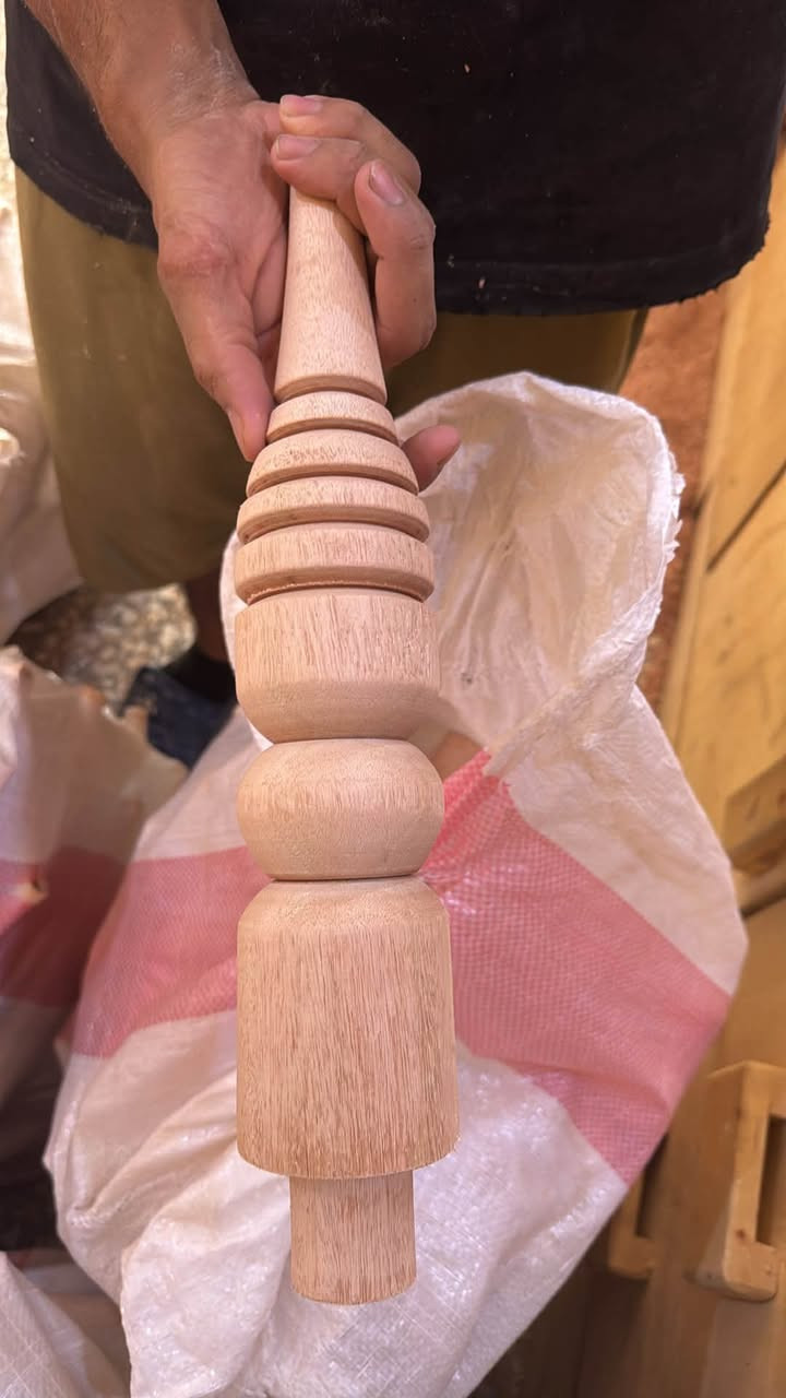 السلام عليكم شباب بكارات جملة الرد خاص بدون تعليق خدمة توصيل كافه المحافظات الكمية من50وفوك  عدنه سي ان سي وليزر ضمان لمدة سنه 100 رقم الهاتف ***********
