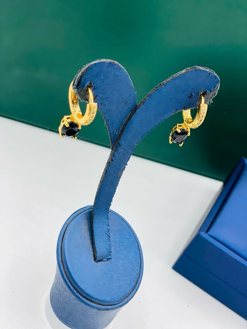 تراجي حلق
اختاري لمستك الخاصة مع أجمل موديلات التراجي 💛
أناقة ناعمة أو فخامة ملفتة… كلها متوفرة 👌
💎 موديلات ترند:
• حلق ناعم يومي ✨
• حلق دائري (هوب) 🔥
• حلق بزركون لامع 💎
• حلق طويل للسهرات 👑
• حلق أشكال ناعمة (قلب / نجمة) 💫
✔️ خفيفة ومريحة باللبس
✔️ تناسب كل الإطلالات
✔️ ترند وبأسعار حلوة
📩 للحجز راسل الصفحة
🚚 توصيل لكل المحافظات
#تراجي #حلق #اكسسوارات #ترند #اكسبلورexplore


**إذا كنت صاحب هذا الإعلان وتريد حذفه لأي سبب، رجاءا أرسل رسالة إلى الدعم الفني**