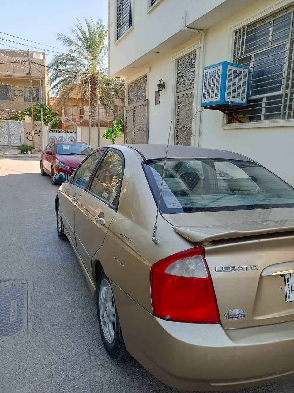سيراتو موديل 2005 خليجي مصبوغه حزام اثر جراد 
بدون ضربه مكينه 2000 سيارة نظيفه وجاهزة سنويه
جديده مكاني كربلاء السعر 60 بيها مجال قليل ***********
