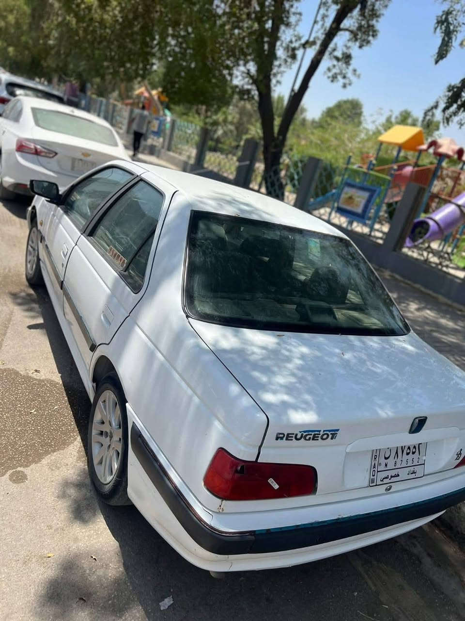 🚗 للبيع - بيجو بارص موديل 2018 🚗
📍 الموقع: بغداد / حي الجامعة
📞 للاستفسار: ***********

🔹 المواصفات:
• تبريد تدفئة شغال
• صدر أمامي وخلفي جديد
• كهربائيات كاملة شغالة

🔹 الحالة:
• بيها حادث جاملغ و بنيد 
• الجاملغ الخلفي عكس السايق معدل و كامل 
• المكينة تنقص 
• تحويل بأي وقت

💰 السعر المطلوب: 55 ورقة و بيها مجال
🚗 سيارة مرتبة من جميع النواحي، مناسبة للاستخدام اليومي ومجهزة بالكامل.
