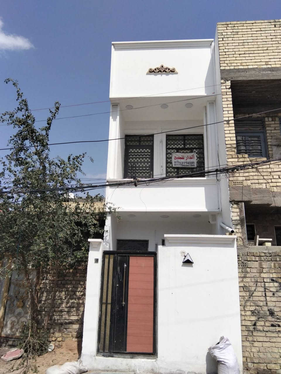 دار للبيع مساحة 40طابقين ونص حي اور الشيشان ***********
