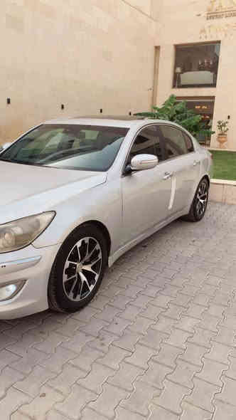 سلام عليكم بيع او مراوس 

جنسسز مديل 11 

لون رصاصي غير محدد 

مكينة 3800 

تنفس طبيعي 

كير مكينه مكفول 

داخل جديد صاج جلد  

شاشه كبيره 

كامره خلفيه 

بصمه + بصمة ابواب 

اشاير بلمري 

ترحيب 

سكيرتي 

خزن ميموري 

فتحت سقف 

بره خلفية كهربائية 

صدر امامي خلقي جديد 

تخم تاير جديد 

لايت زنون 

حساسات جامه اماميه 

تبريد ثلج قطعتين 

ضربه فقط باب وجاملغ وراجع نفسه 

وبعد بيه مواصفات 

مكاني بغداد الكراده 

السعر 105

الرقم *********** بغداد
