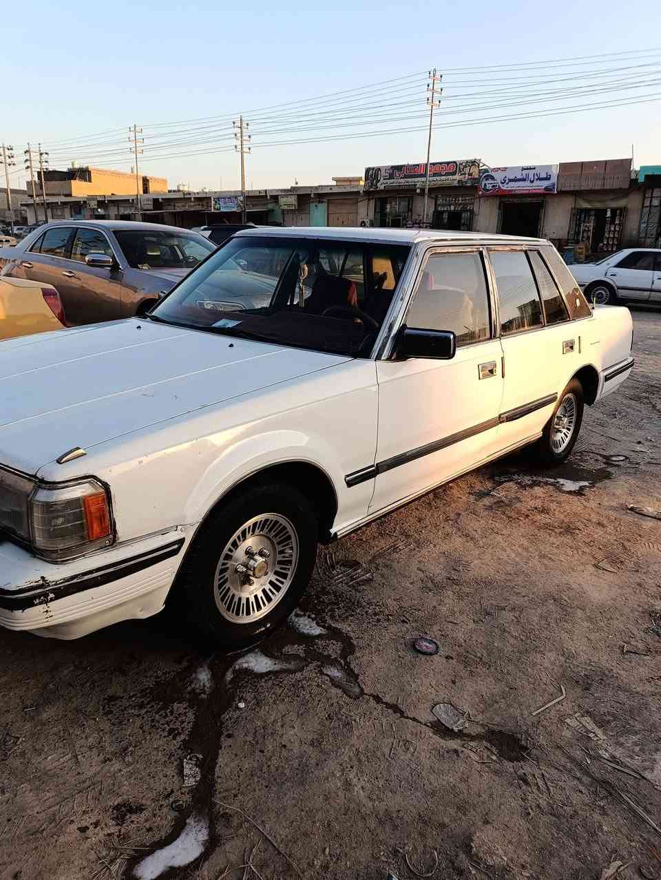 للبيع سوبر 1985 سياره جاهزه بيها صبغ قليل مكفوله من الضربه والعيب الشرعي السياره بسمي السعر 47 بيها مجال قليل مكان سوق الشيوخ ***********
