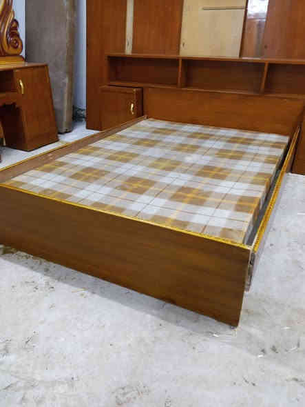 قرفه.ام.5.كامله.سعر.375.بغداد
مدينتي.الصدر.يوجد.توصيل.بكروه.***********
بيه.واتساب
