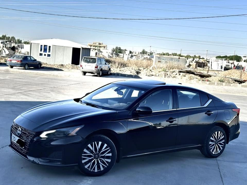 Altima 2023 SVplusa clin
مواسفات . رادار ی دواوە پیش 
ئۆتۆهۆلد+ئۆتۆستۆپ +بریک بەسمە +بەسمەی دودەرگای پیشەوە +شەخال +کارپلەی+کوشن هیتەر+راداری خەتی جادە گیرومەکینە بەشەرت  
***********
