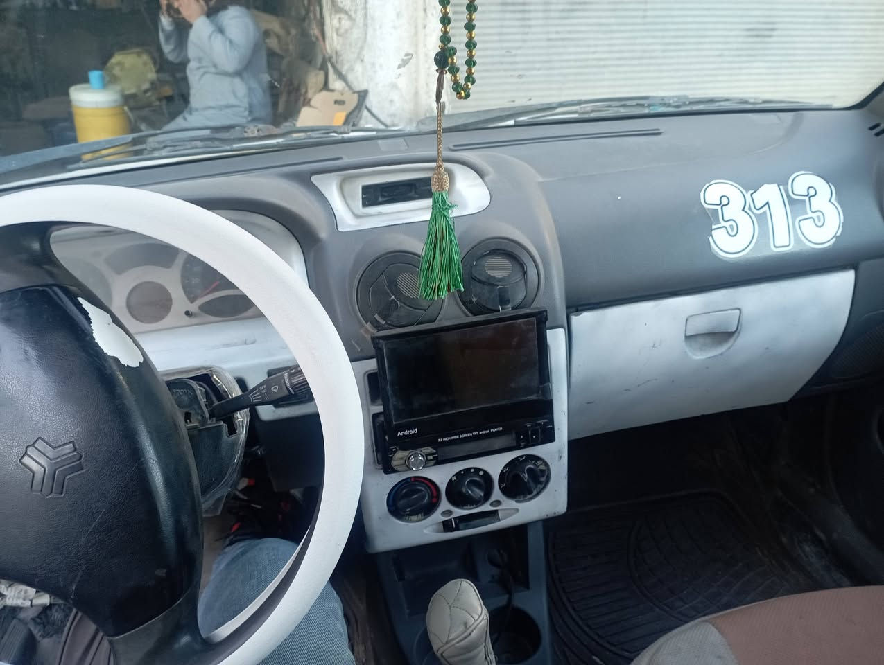 يا الله سلام عليكم سايبه للبيع موديل 12 رقم نكليزي نجف راعيه نجف ومكانه نجف حداديه جديده و مكينه وكير جديد و مصفره هيه و غرامات بيه خياسات بلكشر شي قليل السعر 22 ورقه وهذا رقمي ***********
