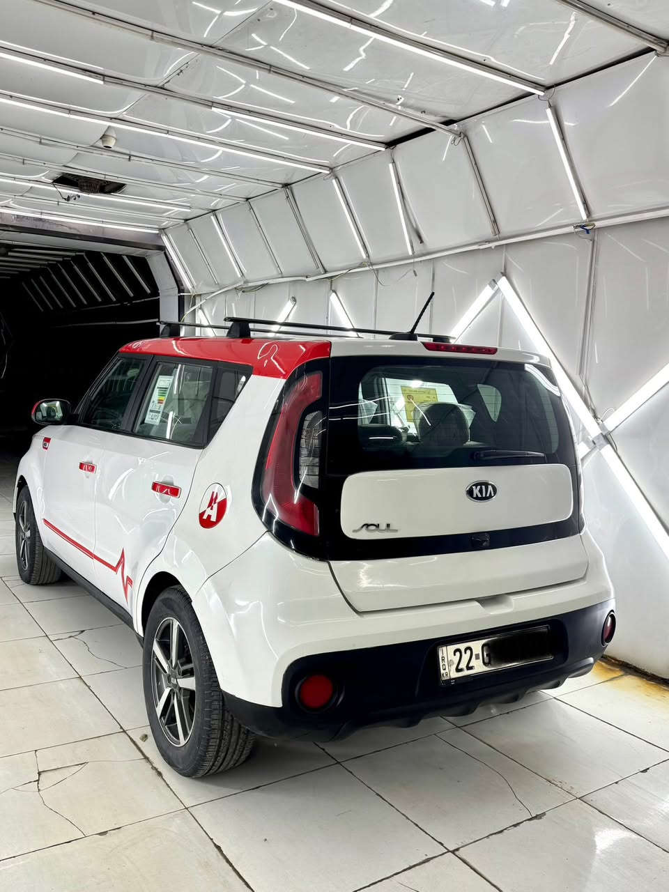 السلام عليكم كيا صول 2019 رقم اربيل الدولي تحويل ثاني يوم محرك 1600 حادثها بسيط الجاملغ الخلفي موضح بالصور بدون ايرباك السيارة كلها ليبل واحد بجم كبس على وضع الشركة برغي ممفتوح بي المواصفات شاشة كبيرة كاميرا خلفية بصمة وضعيات قيادة وباقي المواصفات المعروفة السيارة حلوة وجاهزة دينار متصرف عليها للبيع فقط السعر 119 ورقة بيها مجال بسيط حق الجية للاستفسار *********** مكان السيارة بغداد غير متواجد عالنت الشراي يتصل
