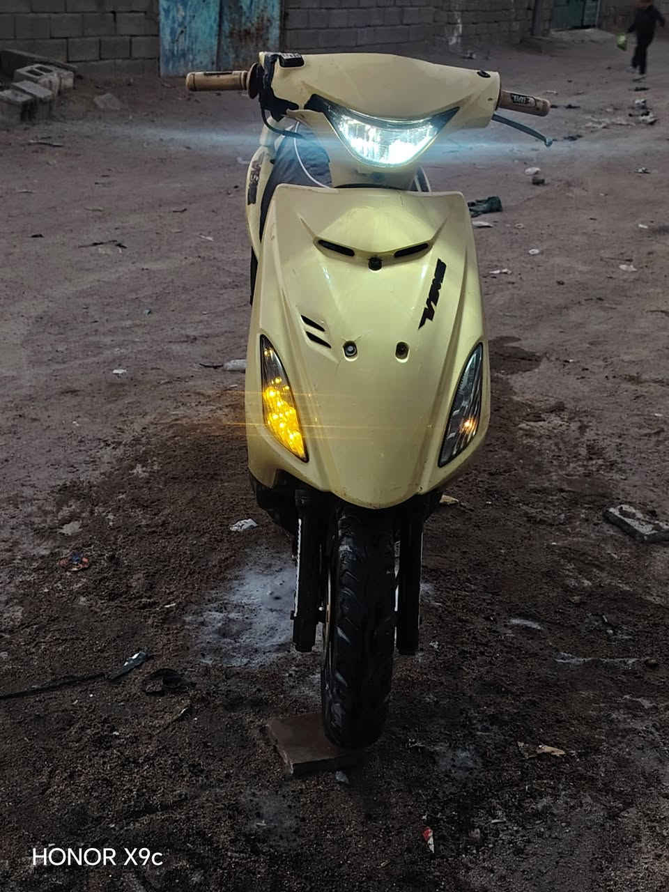 البيع مستعجل مكفوله مكان زبير ***********
