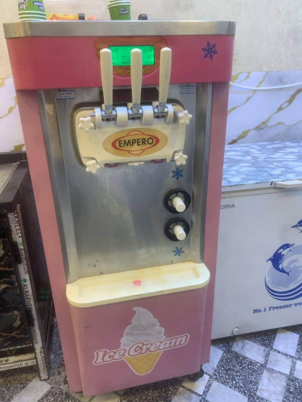 السلام عليكم
سوفتات للبيع 
انبيرو مشتغله شهرين غراضها الاحتياطيه بعدهن بجيسهن
سوفت الشمس 
مكاني ديالى 
***********
