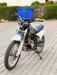 قفاز للبيع محرك نامه بر 2023 الدراجه نضيفه بيهه فقط الثالث مايجي لاصرف...