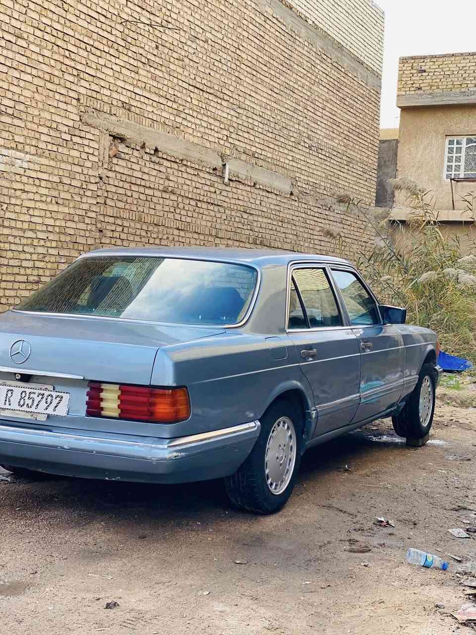 السلام عليكم مارسدس جامبو ١٩٨٨  300 S
رقم بغداد أنكليزي هزه جديده 

صدر امامي خلفي سياره 

كير ومكينه بطه 3000 فيشتين  

السياره مصبوغه عام جماليه 

قواعد بلاد 

السعر ٦٠ وبيها مجال شي قليل 

 ***********
