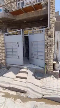 دار للبيع 70متر طابو صرف جسر ديالى حي الحكيم قرب مدرسه موسى الكاضم الط...