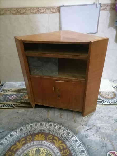 السلام عليكم ميز نضيف للبيع مكاني كربلاء حي العسكري قرب جامع ال عمران ***********
