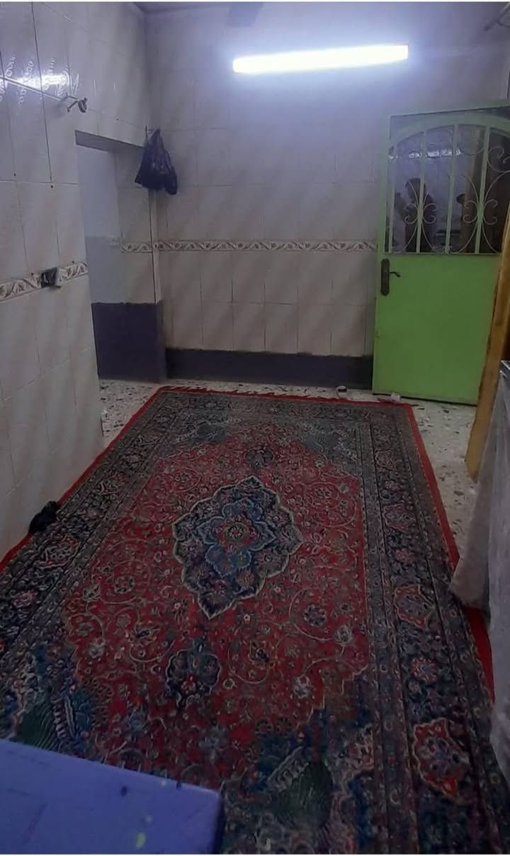 السلام عليكم
بيت للبيع البلديات شارع الشريط بشارع السمجه مساحته 100مربعه 10*10 البيت نضيف بناء طابوك سعره 85وبي مجال للتواصل
***********

