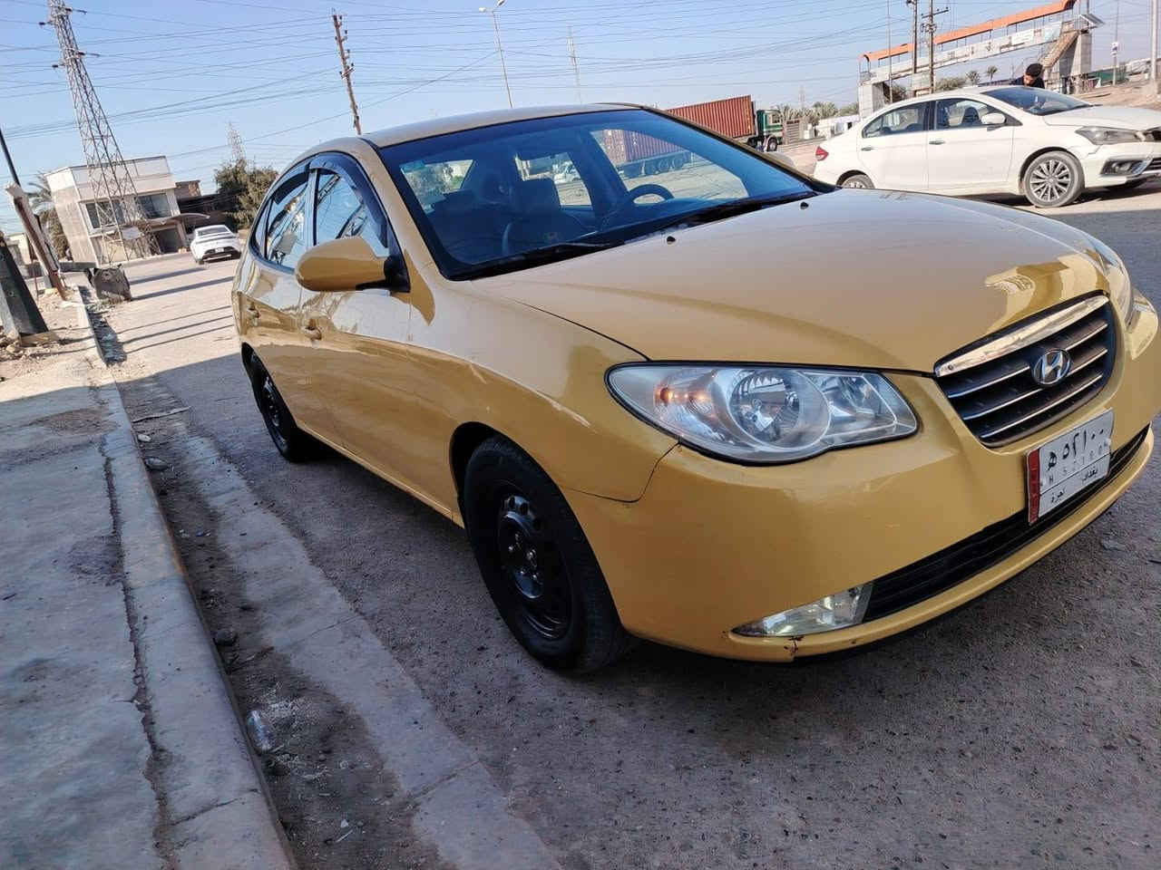 السلام عليكم
 للبيع السعر 87$
 النترا موديل 2008
محرك 2000
 وارد امريكي
 سياره عليه ادامه كامله 
السياره ليبل واحد
 بيه حادث با امريكا جاملغ امامي بدون شاصي بدون لغد 
كير ومحرك مكفولات
 تبريد ثلج 🥶
 تخم تاير جديد
صدر جديد
مغلف كشنات وارضيه جلد
رقم انكليزي باقي بس استلام الوحات
مكاني بغداد ابو غريب واي استفسار الاتصال على الرقم 
0772224338
***********
