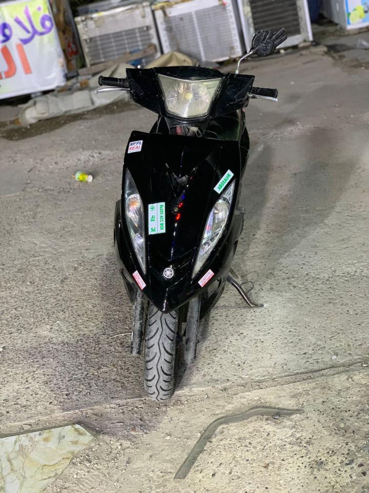 السلام عليكم GTR دراجه نكره سلف من الصبح نواقصه بس الكدامك سلعه معدل خير من الله لبيع أو المراوس حسب القناعه السعر ٧٥٠وبيه مجال مكان بغداد حي العامل***********
