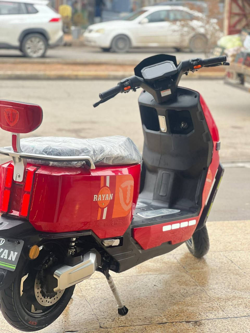 سلام عليكم درالجه وحش الكون ريان للبيع جديدا جلخ مابيها ما صارلها شي من مستخدمه بصمتين نضافه فول الاتصال على الرقم ***********
***********
