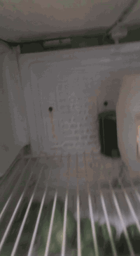 ثلاجه لبيع بكاني بصره تنومه صالحيه عقارات شايب ***********
