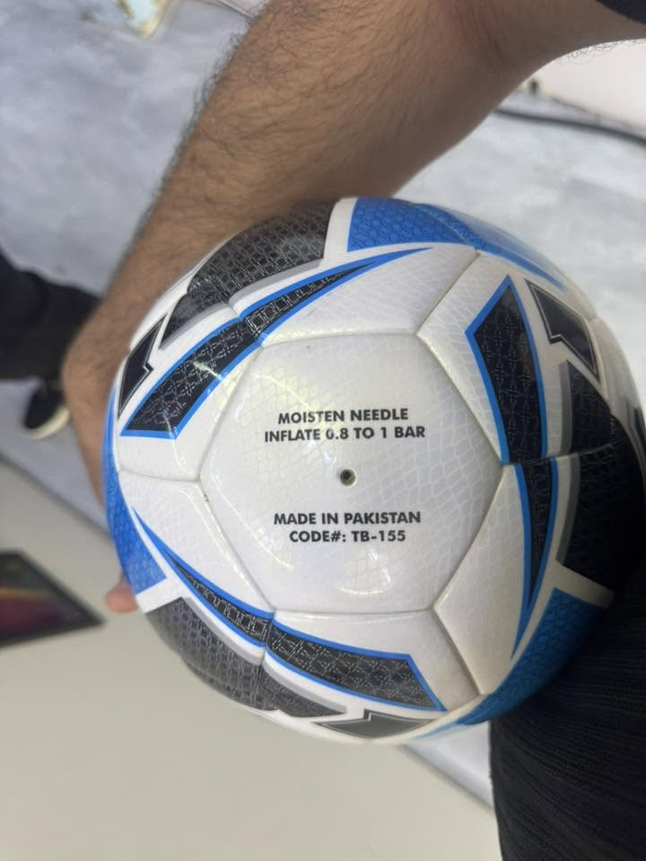 پێنج تۆپ ئیتیحادی کوردستان  سایزی ٥ ئۆرجیناڵ لۆک بەیکەوە دەیان فرۆشم
***********
