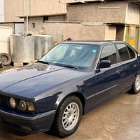 بي إم للبيع حجم525 تدفئة +تبريد فول توماتيك كلها بلادي كشنات جلد طخم أ...