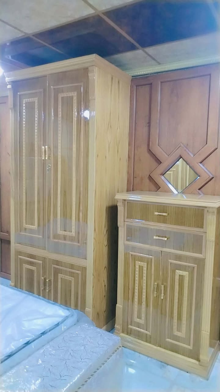 غرفة ستة ابواب ملحق 
فصال تركي شغل عراقي 🇮🇶 
صبغ حراري دوشمة حسب الطلب 📢 
مساطر زان مع جزامة هدية🎁 
يتوفر البيع بل قسط مدني عسكري موضفين #بالتقسيط_بالتقسيط
للاستفسار الاتصال على الرقم
#غرف نوم بل تقسيط
***********
***********/***********
