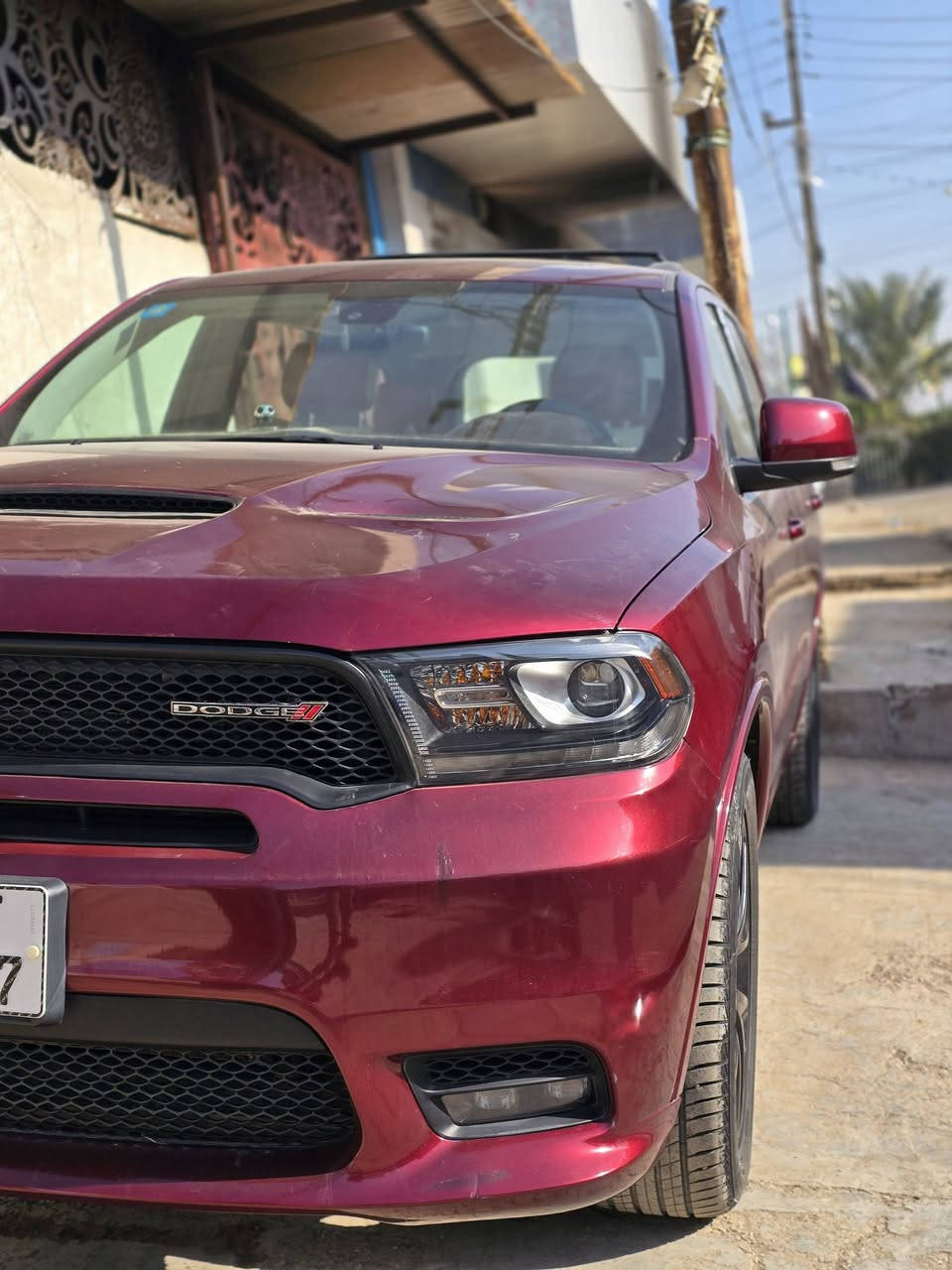 السلام عليكم
دوج دورانكو gt 
وارد امريكي
موديل٢٠١٧

التفاصيل موضحة بلصور 
محرك  6سلندر
رقم بغداد تحويل مباشر

الموصفات
1- بصمة تشغيل + ابواب + صندوق
2-فتحة (سلايد روف)
3- شفتات ستيرن
4-حساسات امامي خلفي
5-تحكمات استيرن 
6-ميموري خزن كرسي السائق
7-سماعات بلادي شركة
8-عدسات امامية LED
9-رادار جانبي + نقطة عمياء
10- رادار امامي + تحديد مسار
11-كشنات كهرباء السائق والسكن
12-كشنات تدفئة وتبريد وهيتر استيرن 
13-دبلات 
16-اويالة SRT
17- كشنات جلد جديد
18-داخل بيجي 
19-السيارة مختمة gt
وبعد بيها اهواي مواصفات او كل الي ذكرته ابلادي من الشركة السيارة مملعوب بيها ابد والحادث مرفق بل صور
السعر 225
مكانها بغداد
الاتصال على الرقم ***********
