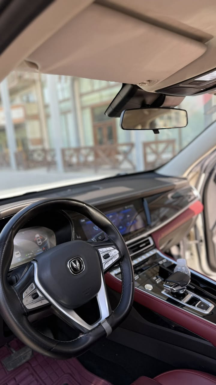 للبيع شانجان CS85 موديل 2024
السعر ((( 28 مليون وبيها مجال ))) 

- رقم السيارة: بغداد
- الموديل: 2024
- المسافة المقطوعة: 34،000 كم فقط
- اللون: ابيض لؤلؤي
- الحالة: خالية من الحوادث والبارد ( كفاله عامه ) 
- الصيانة: جميع الصيانات الدورية داخل الوكالة الرسمية Changan البخيت 
- الفئة: فول أوبشن تشمل كل مواصفات الراحة والأمان والتكنولوجيا .
 • شاشة لمس كبيرة + كاميرا 360 درجة
 • رادار أمامي + تنبيه مغادرة المسار
 • فتحة سقف بانوراما
 • تشغيل بصمة + تشغيل عن بعد
 • تبريد وتسخين مقاعد
 • نظام صوتي قوي
 • إضاءة LED أمامية وخلفية
 • حساسات أمامية وخلفية
 • كراسي جلد كهربائية
 • گير توبترونيك + نظام قيادة متعدد الأنماط
 • مكيف ثنائي المناطق
 • ويل 19 الأصلي
 • محرك 2.0 Turbo بقوة 233 حصان

📞 للاستفسار
 واتس اب ***********
