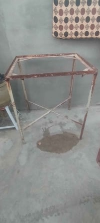 قاعده مبرده • ٢ ونص • بيها مجال