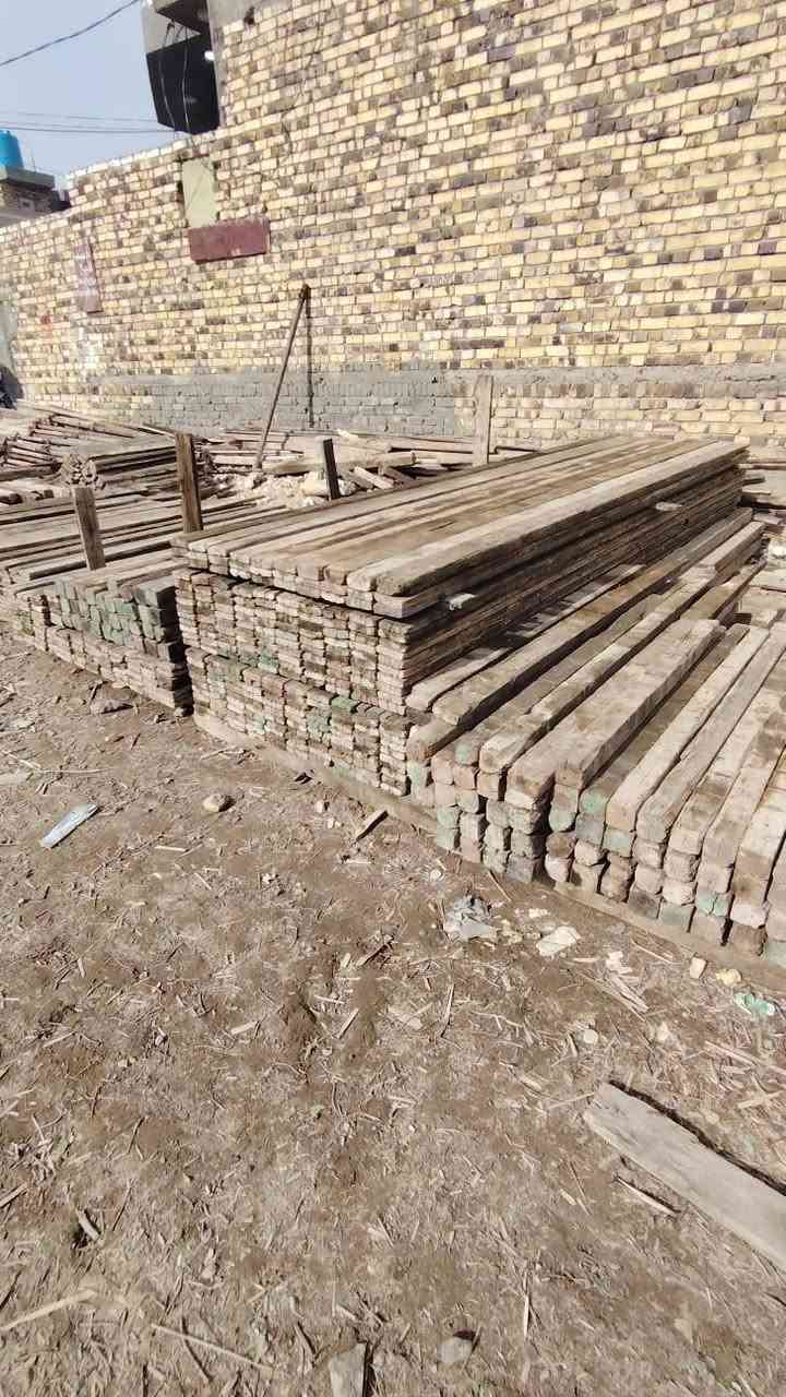 قالب خشب للبيع روسي نضيف العدد 6 مكاعب مكاني حله للاستفسار ***********
