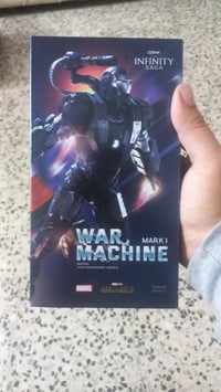 مجسم ايرون مان • مفصلي • ديكور